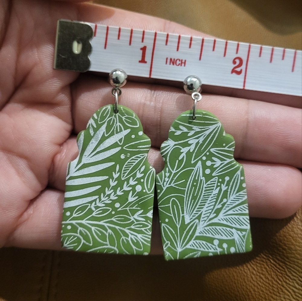 ❗️Vintage Pairs of Fashion Earrings❗️ - Picture 6 of 8